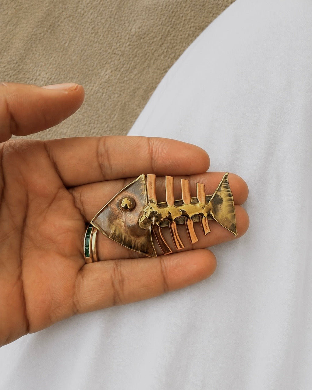 fish skeleton brooch