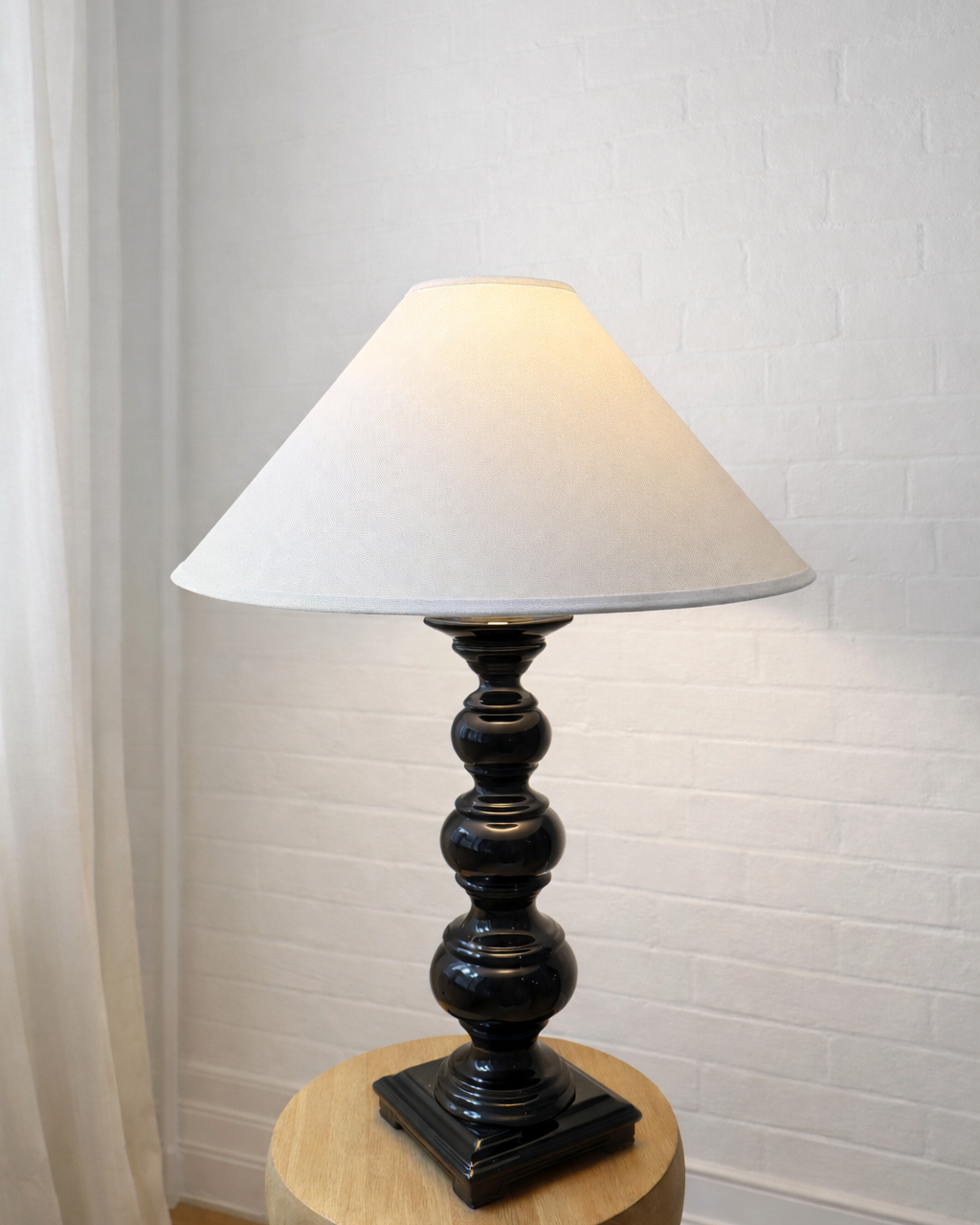 oversized black sculptural table lamp