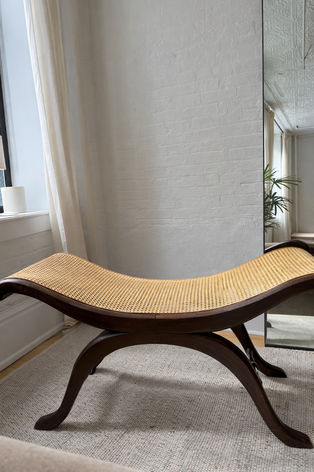 curved regency bench/settee