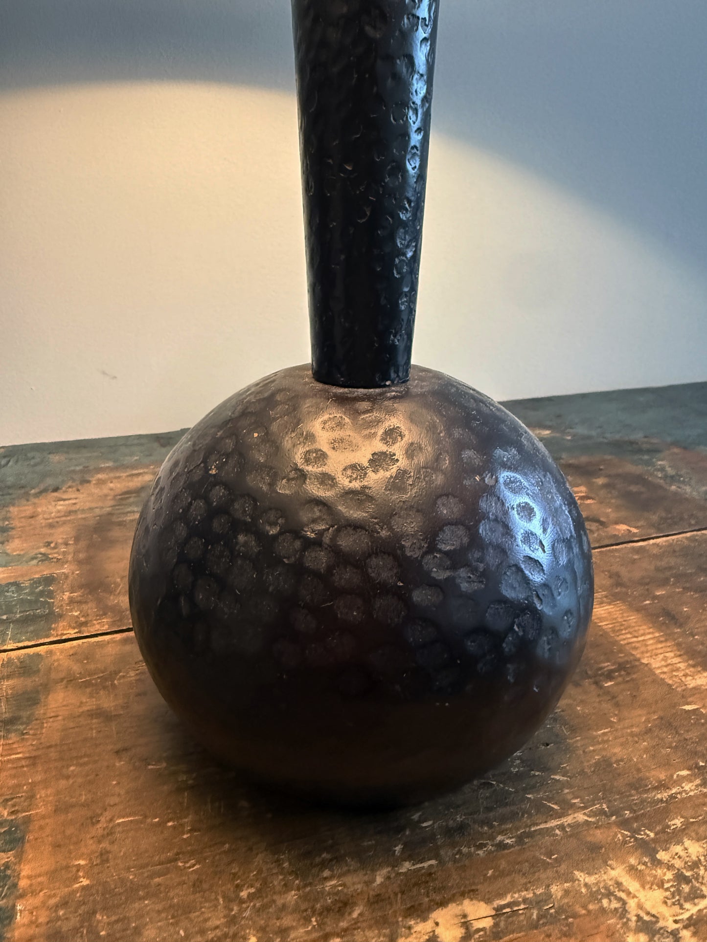 hammered metal ball table lamp