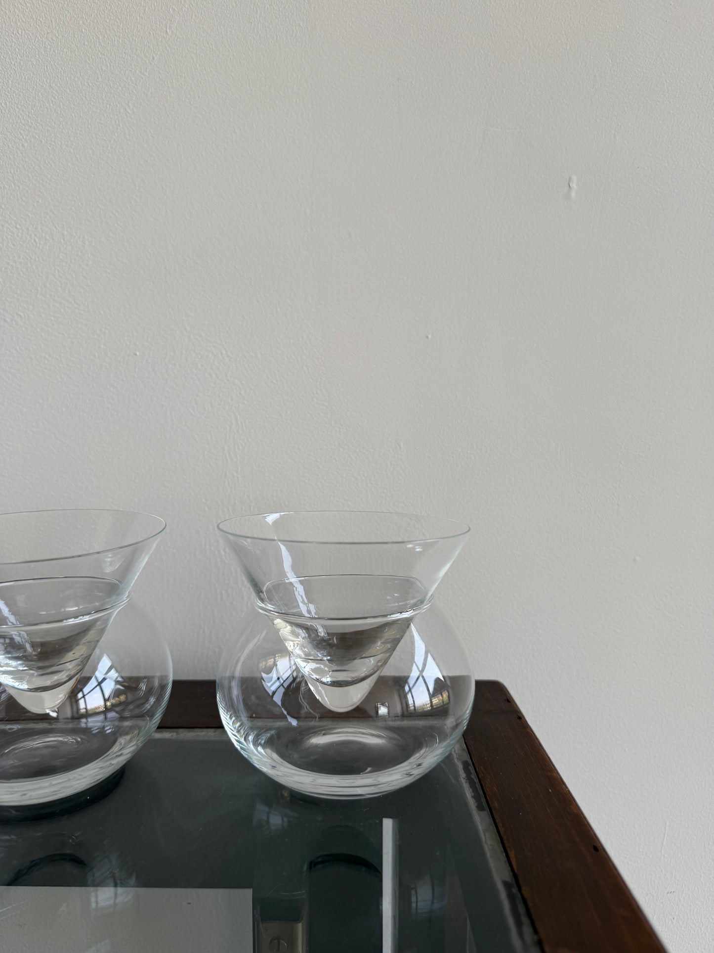 stemless martini glasses with chillers, set of four