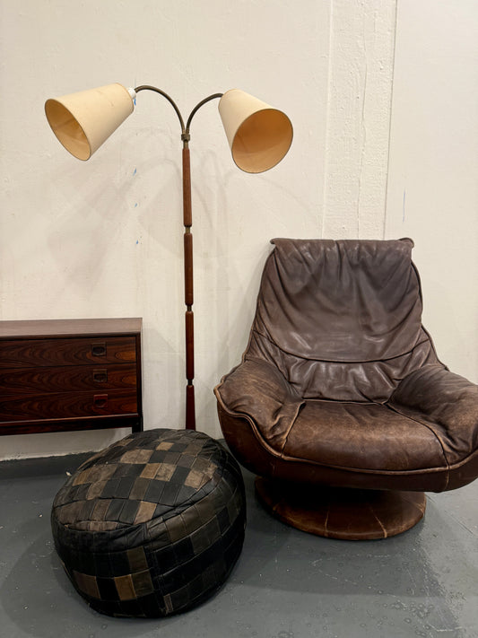 dutch leather swivel chair