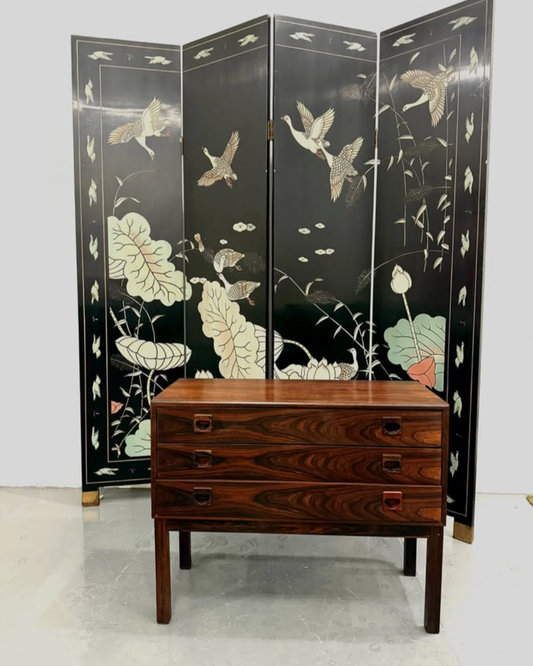 mcm asian-inspired folding divider