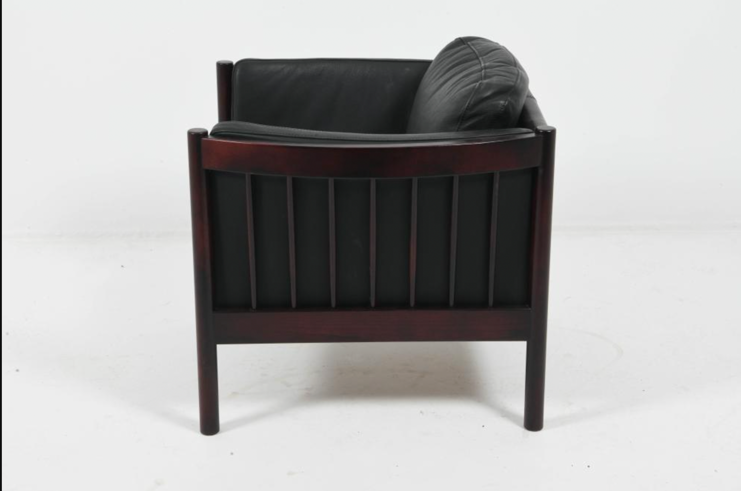 kurt skovby for hjemme hos danish leather lounge chair