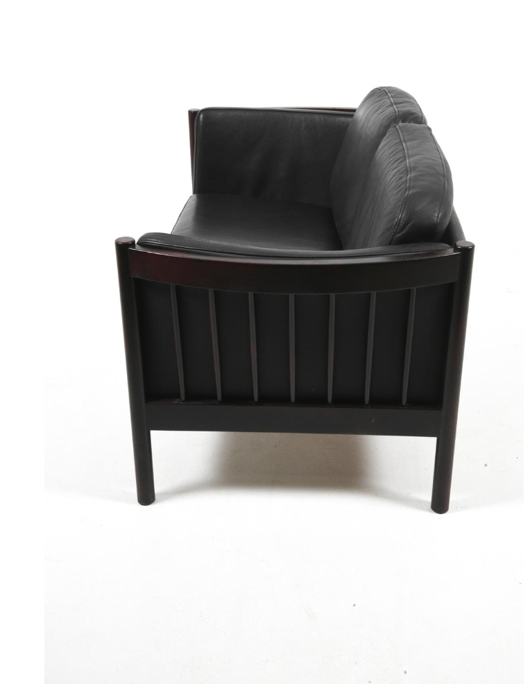 kurt skovby for hjemme hos danish love seat